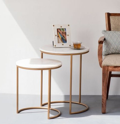 Nesting Tables for Small Spaces